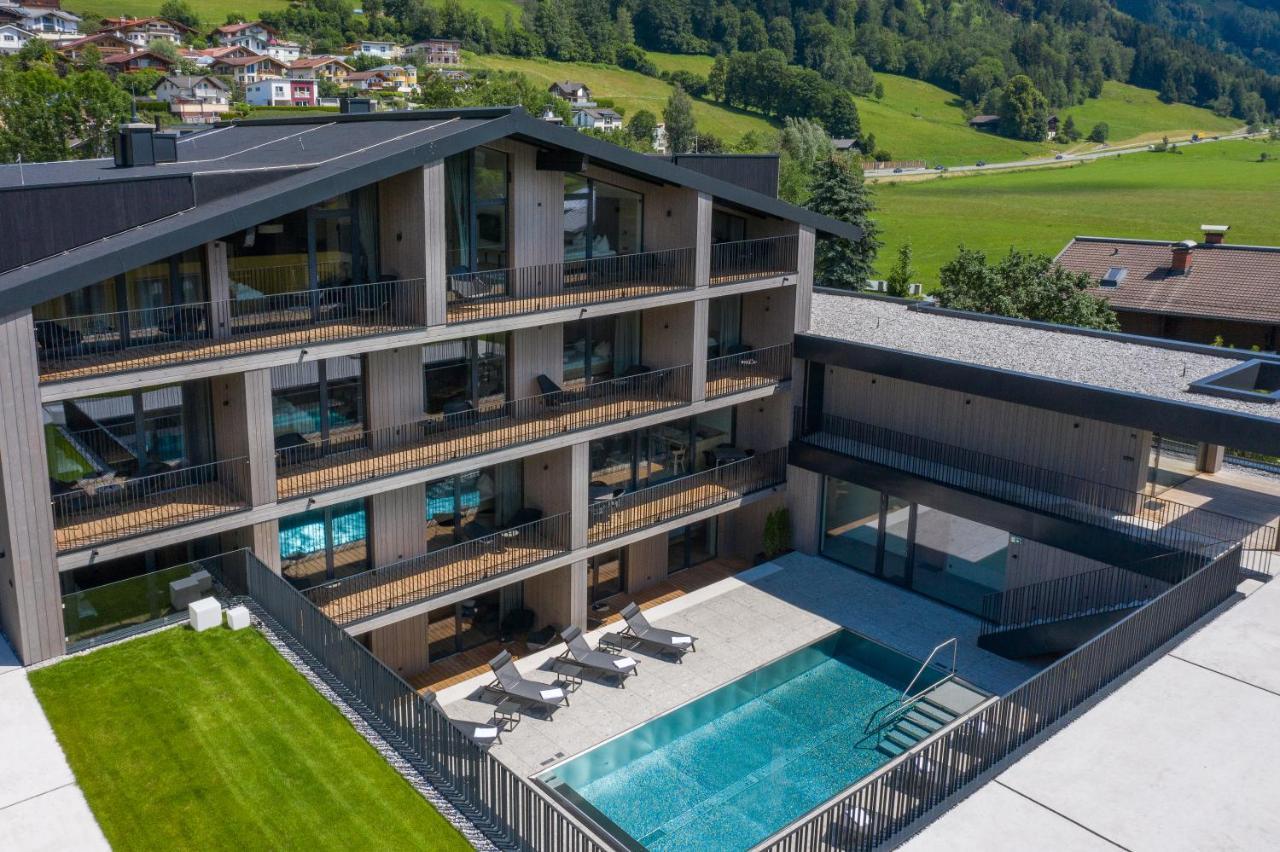Emma Deluxe Mit Beheizten Aussenpool Direkt Beim Skibus Aparthotel Piesendorf