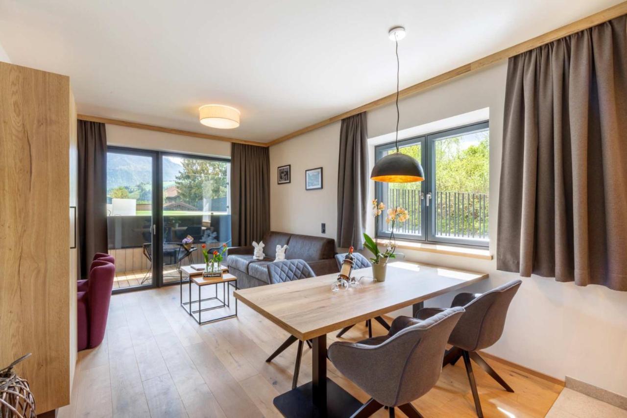 Aparthotel Emma Deluxe Mit Beheizten Aussenpool Direkt Beim Skibus *