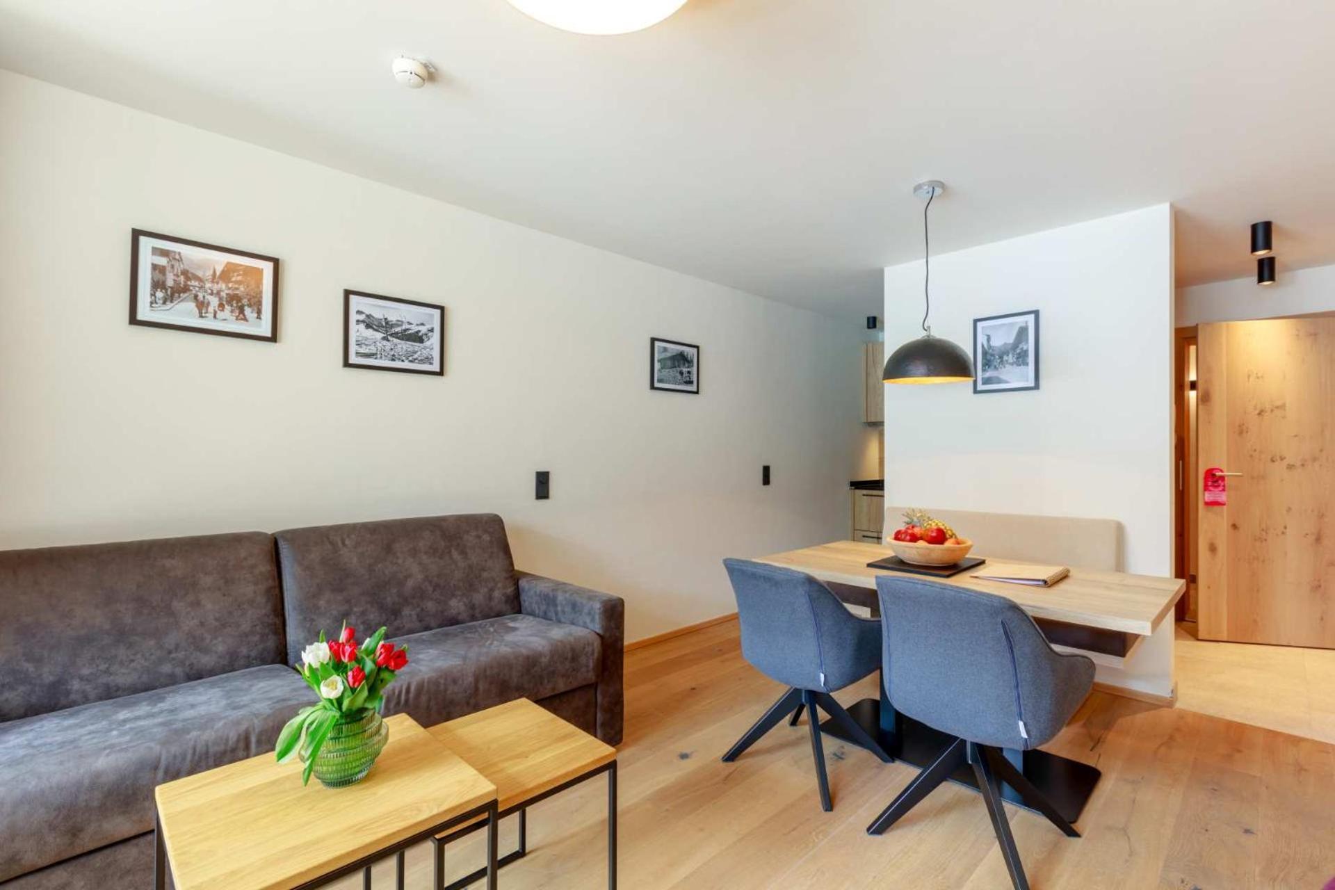 Aparthotel Emma Deluxe In Fürth-piesendorf Bei Kaprun Piesendorf