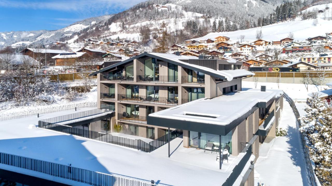 Emma Deluxe Mit Beheizten Aussenpool Direkt Beim Skibus *